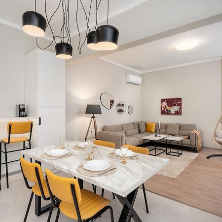 Bright & Sunny Stylish Apt With 2Bdr And 2Bth Σόφια Εξωτερικό φωτογραφία